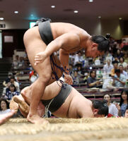 Ikazuchido defeats Hodaka (c. 2025)