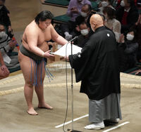 Kazenoumi wins the Jonokuchi Yusho (c. 2023)