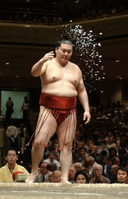 Kobo prepares for his upcoming match (c. 2004)