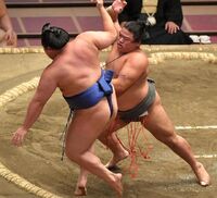 Hiradoumi ensures promotion to Juryo (c. 2021)