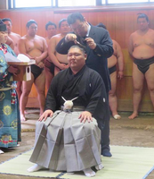 Tochihiryu's retirement ceremony (c. 2019)