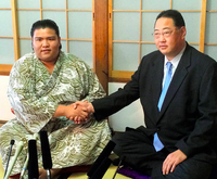 Mitakeumi after promotion to Juryo (c. 2015)