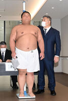 Goshima gets measured upon joining professional sumo (c. 2025)