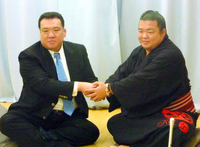 Higonojo after promotion to Juryo (c. 2013)