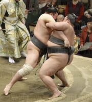 Irie battles Tanzo (c. 2014)