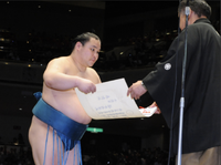 Sagatsukasa wins his first Juryo Yusho (c. 2011)