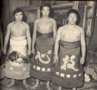 Hakuryu (left) in maezumo (c. 1969)