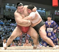 Hakuoho defeats former Ozeki Takayasu (c. 2023)