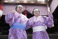 Kotoeiho with his brother Kotoshoho (c. 2025)