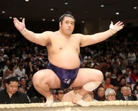 Tochiozan prepares for his upcoming match (c. 2020)