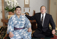 Tamaasuka after promotion to Juryo (c. 2004)