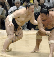 Kiozan defeats Hikarikaze to win the Sandanme Yusho (c. 2007)