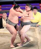 Rinko loses the Jonidan Yusho match to Hitoshi (c. 2022)