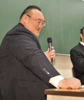 Iwakiyama after retirement as Sekinoto Oyakata (c. 2014)