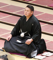 Kyokutenho after retirement as Oshima Oyakata (c. 2020)