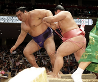 Tamaasuka battles Ura (c. 2016)