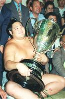 Kotofuji unexpectedly wins his first Yusho (c. 1991)