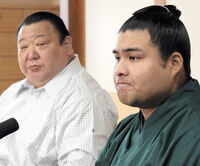 Takayasu after promotion to Juryo (c. 2010)