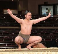 Shonanzakura prepares for his upcoming match (c. 2021)