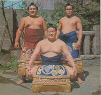 Nishikinada (then Kawasaki) with Asahikuni and Kurohimeyama