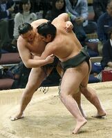 Nishikigi defeats Azumaryu to win the Makushita Yusho (c. 2012)