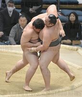 Horyuyama battles Endo (c. 2013)