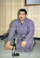 Kaigatake after promotion to Juryo (c. 1997)