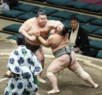 AsabenkeiKenshin.png (2.78 MB) Asabenkei battles Kenshin (c. 2023)
