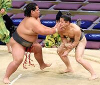 Kyokumizuno pushes out and defeats Gaia (c. 2022)