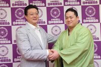Nishikifuji after promotion to Juryo (c. 2020)