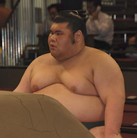 Omatsuda awaits for his upcoming match (c. 2007)