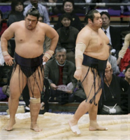 Jumonji defeats Tochiozan to win the Juryo Yusho (c. 2006)