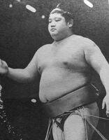 Toryu prepares for his upcoming match (c. 1979)