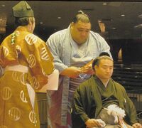 Wakaazuma's retirement ceremony (c. 2003)