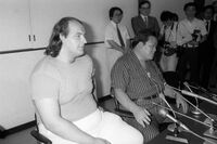 Kototenzan confirms his retirement from sumo (c. 1986)