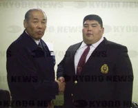 Maeta gets recruited into Hanaregoma stable (c. 2005)