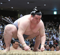 Kinbozan prepares for his upcoming match (c. 2024)