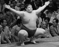 Toryu prepares for his upcoming match