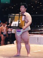 Ota during his time as the Junior High Schoo Yokozuna (c. 2001)