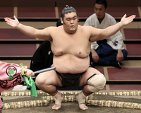 Hokutosora prepares for his upcoming match (c. 2020)