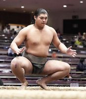 Yonezawaryu prepares for his upcoming match (c. 2025)