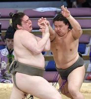 Itadaki battles Kazuto (c. 2022)