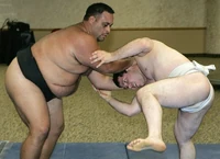 Kamikiiwa demonstrates sumo techniques at an event (c. 2006)