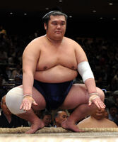Kimurayama prepares for his upcoming match (c. 2008)