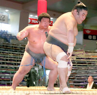 Hokutosora battles Matsui (c. 2021)