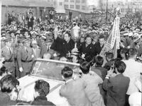 Tochinoumi's first Yusho parade (c. 1962)
