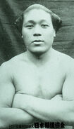 Onishiki Daigoro - (Retrieved from the Nihon Sumo Kyokai)