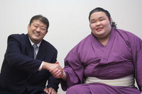 Mitoryu after promotion to Juryo (c. 2017)