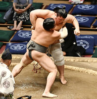 Takakento battles Kurohimeyama (c. 2024)