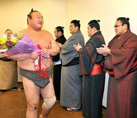 Towanoyama after wrestling his final match (c. 2015)